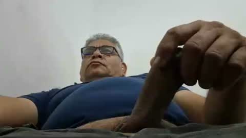 poli online show from 11/05/25, 03:39