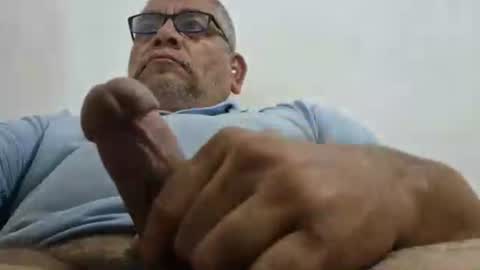 poli online show from 04/11/26, 11:25