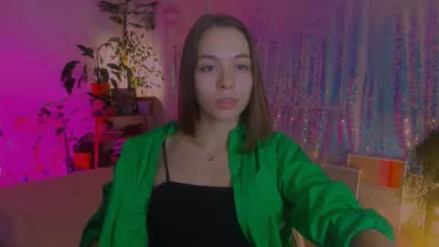 Snapshot of poli__ chatting on 12/01/24, 04:29 Martha online show from 12/01/24, 04:29