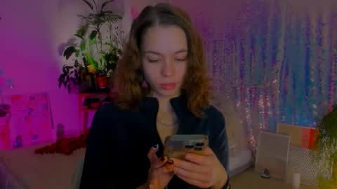 Snapshot of poli__ chatting on 12/20/24, 09:39 Martha online show from 12/20/24, 09:39
