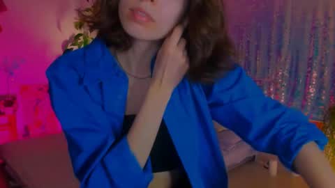 Snapshot of poli__ chatting on 01/06/25, 12:16 Martha online show from 01/06/25, 12:16