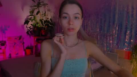 Snapshot of poli__ chatting on 01/06/25, 09:00 Martha online show from 01/06/25, 09:00