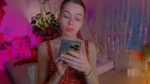 Snapshot of poli__ chatting on 02/06/25, 10:32 Martha online show from 02/06/25, 10:32