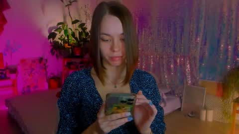 Snapshot of poli__ chatting on 02/07/25, 03:08 Martha online show from 02/07/25, 03:08