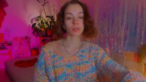 Snapshot of poli__ chatting on 02/08/25, 06:33 Martha online show from 02/08/25, 06:33
