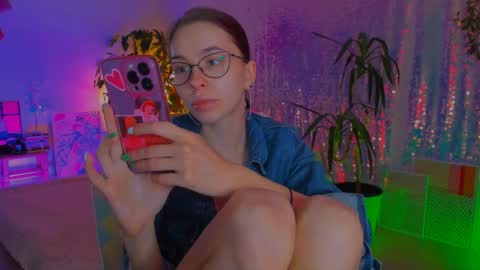 Snapshot of poli__ chatting on 02/08/26, 10:51 Martha online show from 02/08/26, 10:51