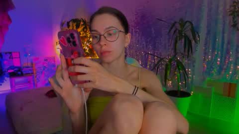 Snapshot of poli__ chatting on 02/10/26, 03:49 Martha online show from 02/10/26, 03:49