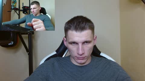 Poliglot online show from 12/22/24, 04:17