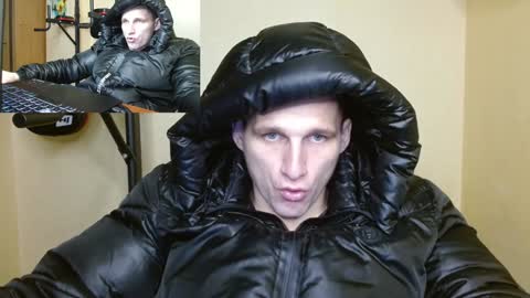 Poliglot online show from 12/30/24, 04:20