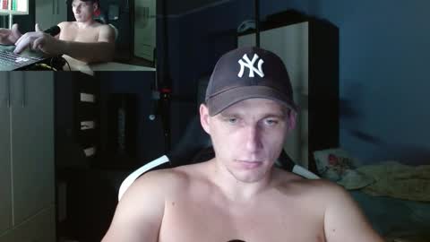 Poliglot online show from 10/13/25, 10:10