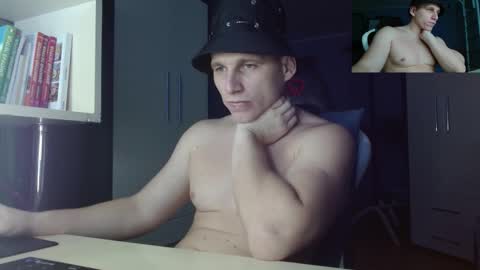 Poliglot online show from 12/02/25, 09:25