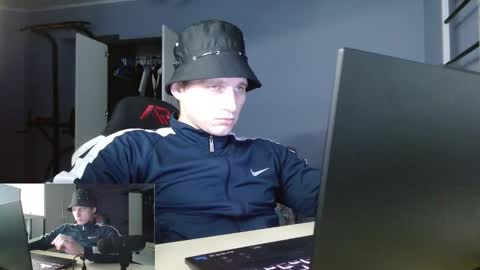 Poliglotjoe2 online show from 02/05/26, 07:40