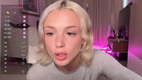 Snapshot of polino4ka69 chatting on 06/22/26, 03:47 polino4ka69 online show from 06/22/26, 03:47