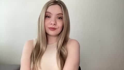 Snapshot of polishangel222 chatting on 05/22/26, 11:49 polishangel222 online show from 05/22/26, 11:49