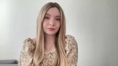 polishangel222 online show from 06/17/26, 09:45