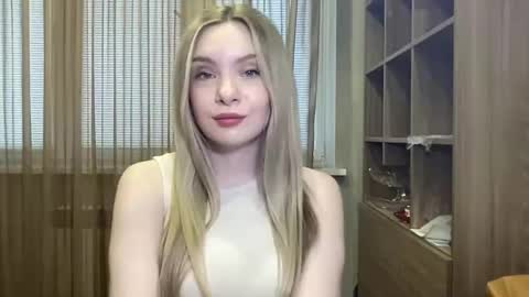 polishangel222 online show from 07/08/26, 03:38