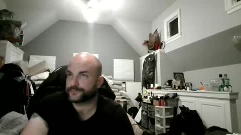 polisheaqle online show from 11/08/25, 12:22