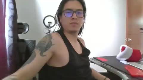 Snapshot of polla322 chatting on 12/27/24, 07:14 Diego online show from 12/27/24, 07:14