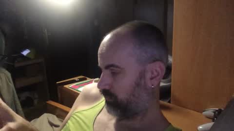 Snapshot of pollito1985 chatting on 02/11/26, 04:39 DIEGO O DIEGUITO online show from 02/11/26, 04:39