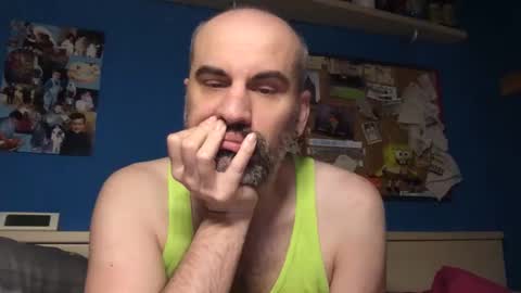 Snapshot of pollito1985 chatting on 03/21/26, 12:21 DIEGO O DIEGUITO online show from 03/21/26, 12:21