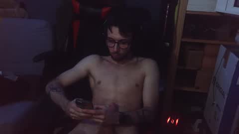 Snapshot of pollo285025895 chatting on 10/22/25, 08:41 POLLO28 online show from 10/22/25, 08:41