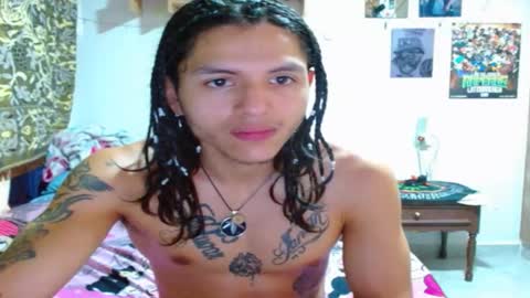 Snapshot of pollon8_kbezon chatting on 12/31/24, 05:29 Gian online show from 12/31/24, 05:29