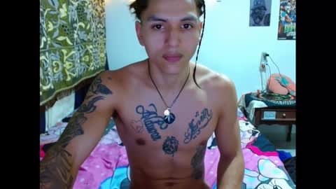 Snapshot of pollon8_kbezon chatting on 01/05/25, 12:09 Gian online show from 01/05/25, 12:09