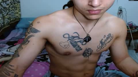 Snapshot of pollon8_kbezon chatting on 01/17/25, 03:34 Gian online show from 01/17/25, 03:34