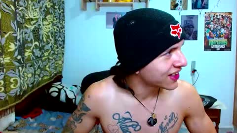 Snapshot of pollon8_kbezon chatting on 02/07/25, 05:18 Gian online show from 02/07/25, 05:18