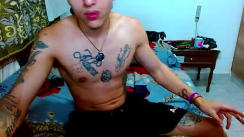 Snapshot of pollon8_kbezon chatting on 02/08/25, 09:57 Gian online show from 02/08/25, 09:57