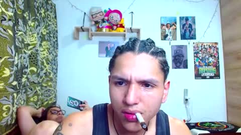 Snapshot of pollon8_kbezon chatting on 03/11/25, 04:32 Gian online show from 03/11/25, 04:32