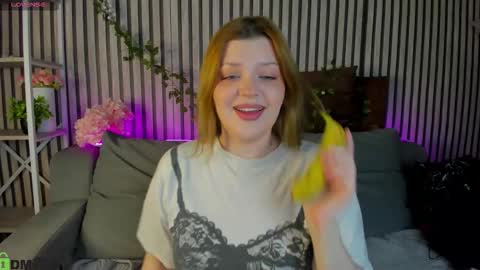 Polly online show from 03/01/26, 01:07