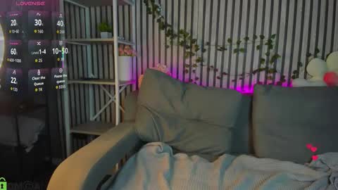 Polly online show from 03/08/26, 01:14