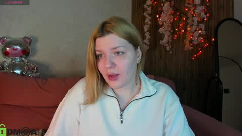 Polly online show from 03/28/26, 01:16