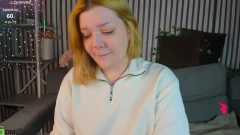 Polly online show from 03/30/26, 01:06