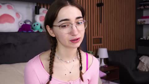 Polly online show from 02/10/26, 07:45