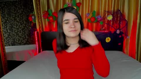 Polly online show from 03/08/26, 07:01