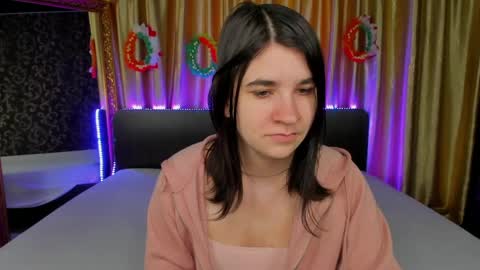 Polly online show from 04/06/26, 06:03