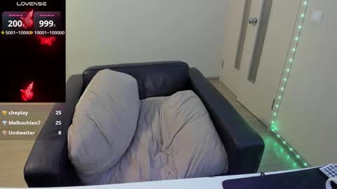 Polly online show from 03/12/26, 11:33