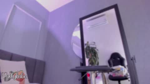 POLLY online show from 11/28/25, 10:07