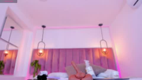 POLLY online show from 04/14/26, 10:21