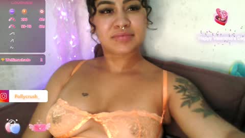 Snapshot of pollycrush chatting on 02/09/25, 03:32 pollycrush online show from 02/09/25, 03:32