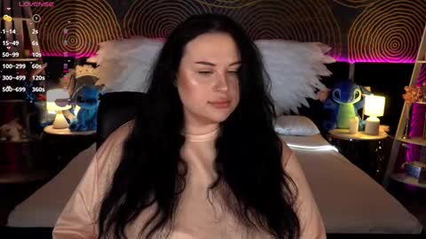 Polly online show from 11/23/25, 08:30