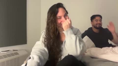 Snapshot of pollyyypocket chatting on 11/23/25, 04:23 Polly Pocket online show from 11/23/25, 04:23