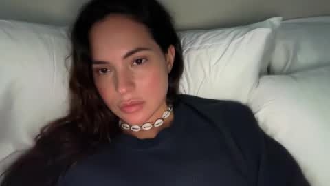 Snapshot of pollyyypocket chatting on 11/27/25, 09:17 Polly Pocket online show from 11/27/25, 09:17