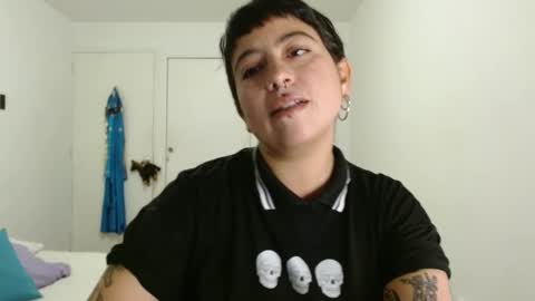 Snapshot of poly_mer chatting on 10/01/25, 01:44 Poly online show from 10/01/25, 01:44