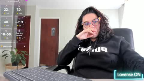 paulina barnett online show from 04/11/26, 04:33