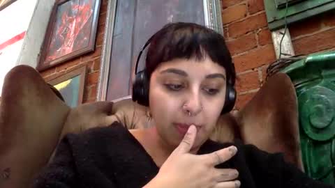 Snapshot of polymamii chatting on 02/02/26, 07:56 polymamii online show from 02/02/26, 07:56