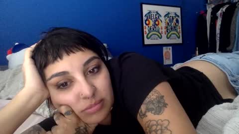 Snapshot of polymamii chatting on 02/24/26, 07:23 polymamii online show from 02/24/26, 07:23