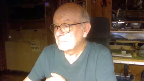 Snapshot of pomme1949 chatting on 12/14/25, 03:17 pomme1949 online show from 12/14/25, 03:17